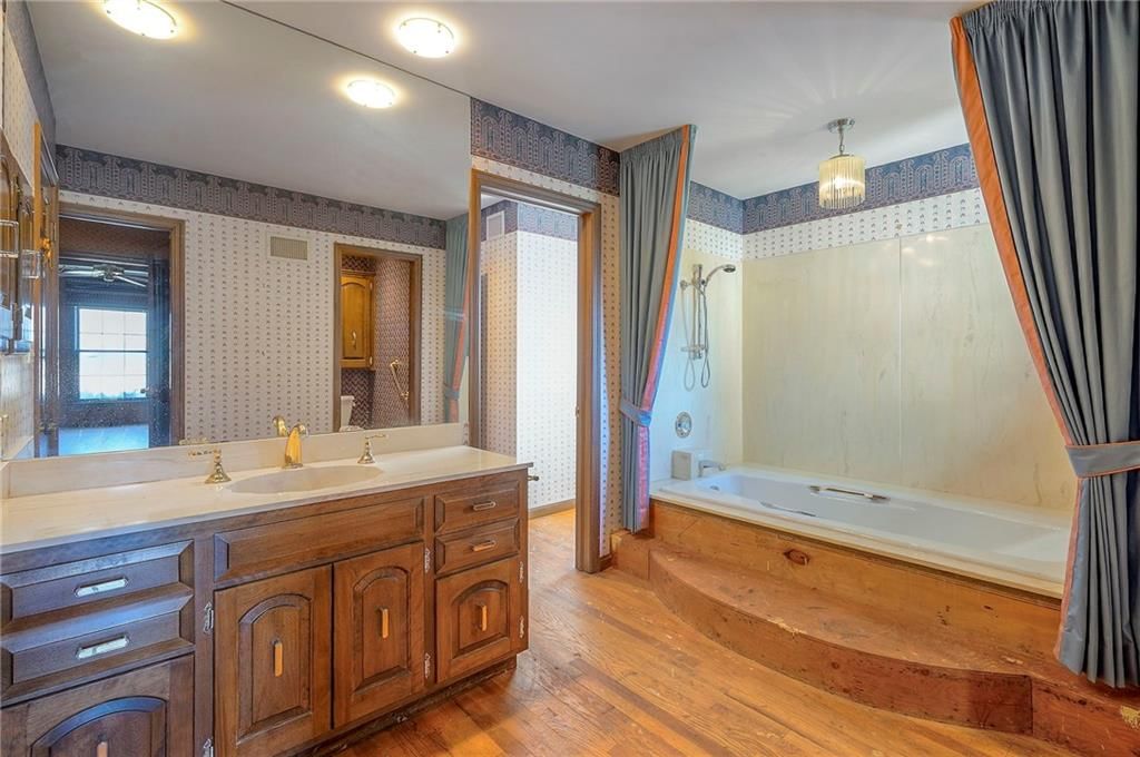5226 W 98th Terrace — photo 19