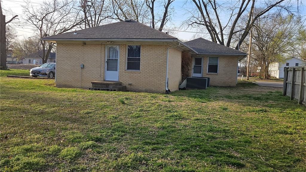 206 W Cleveland N/A — photo 18