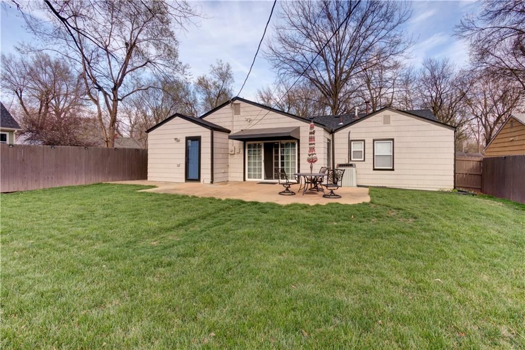 8414 Madison Avenue — photo 24