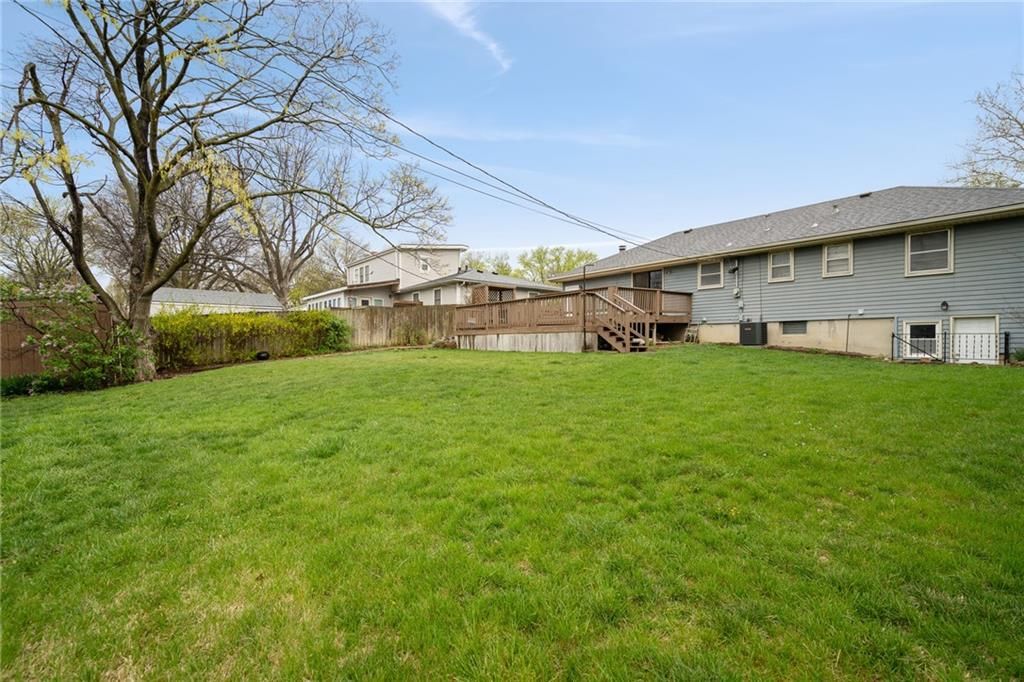 5537 Oliver Street — photo 12