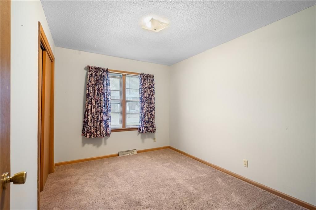 5537 Oliver Street — photo 26