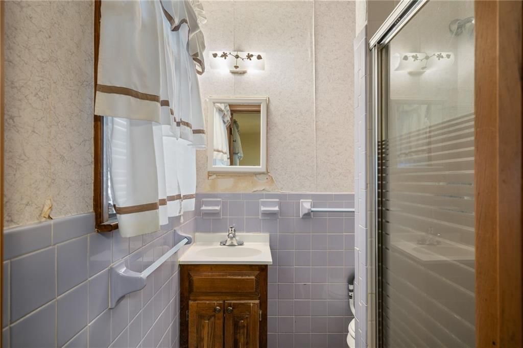 5537 Oliver Street — photo 29