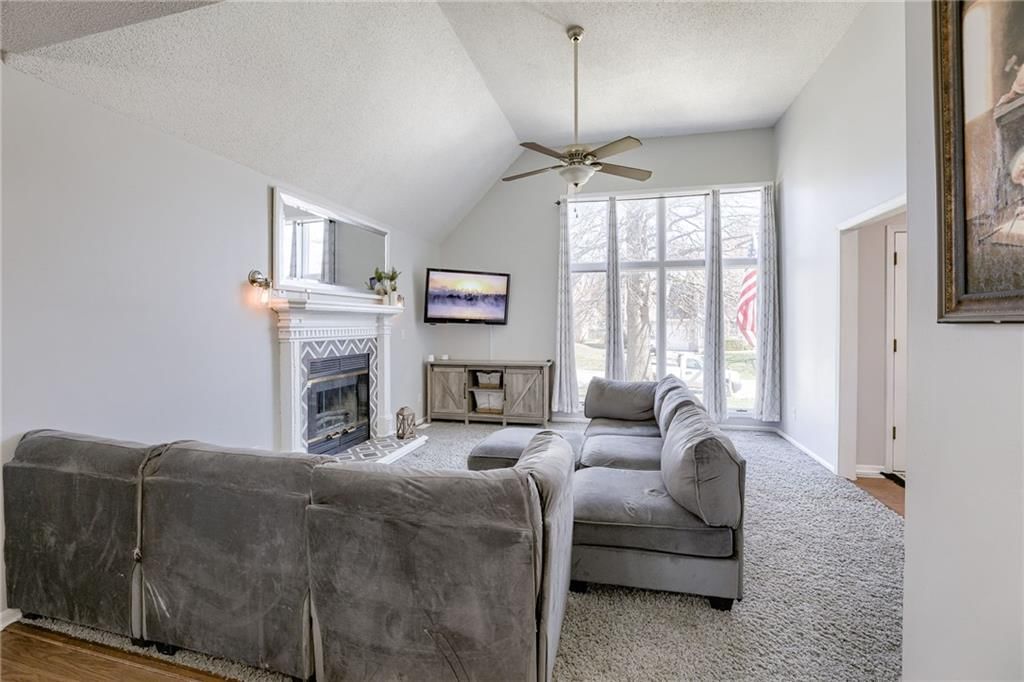 4054 SW Leeward Drive — photo 3