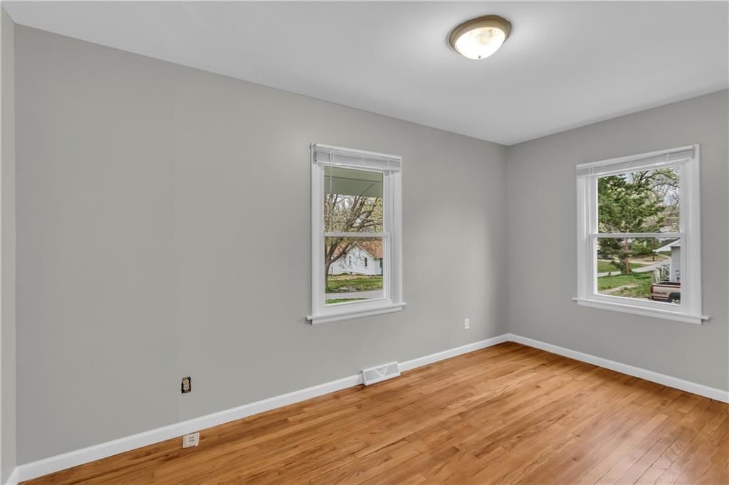 6915 NE 56th Street — photo 20