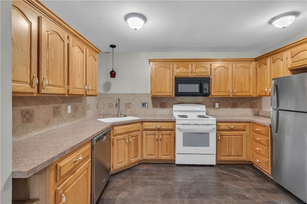 6915 NE 56th Street — photo 9