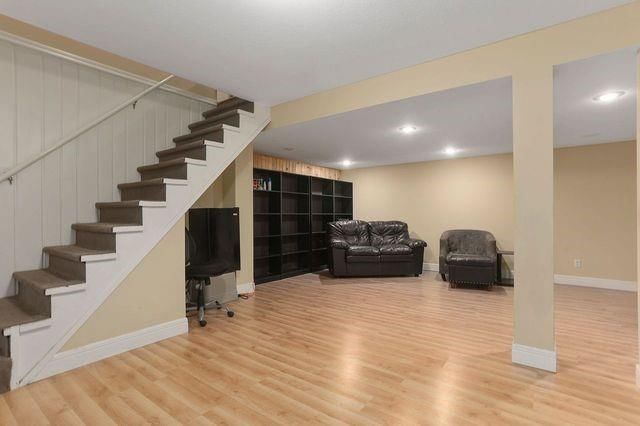 31 MAPLE Drive — photo 20