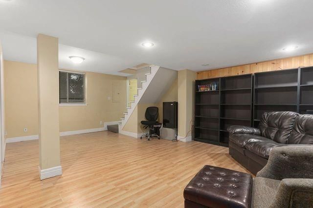 31 MAPLE Drive — photo 21