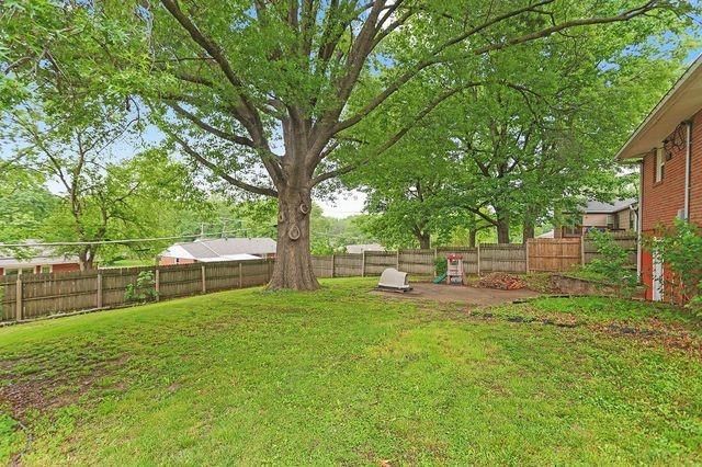 31 MAPLE Drive — photo 32