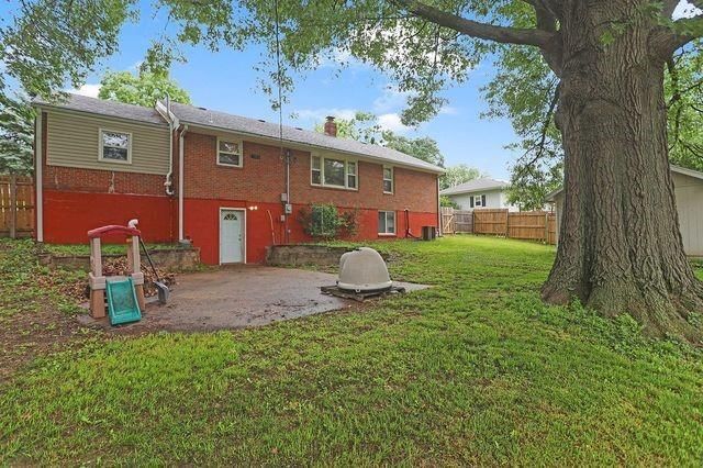 31 MAPLE Drive — photo 33