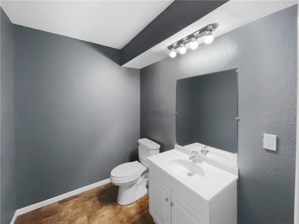 1015 Parkside Court — photo 19
