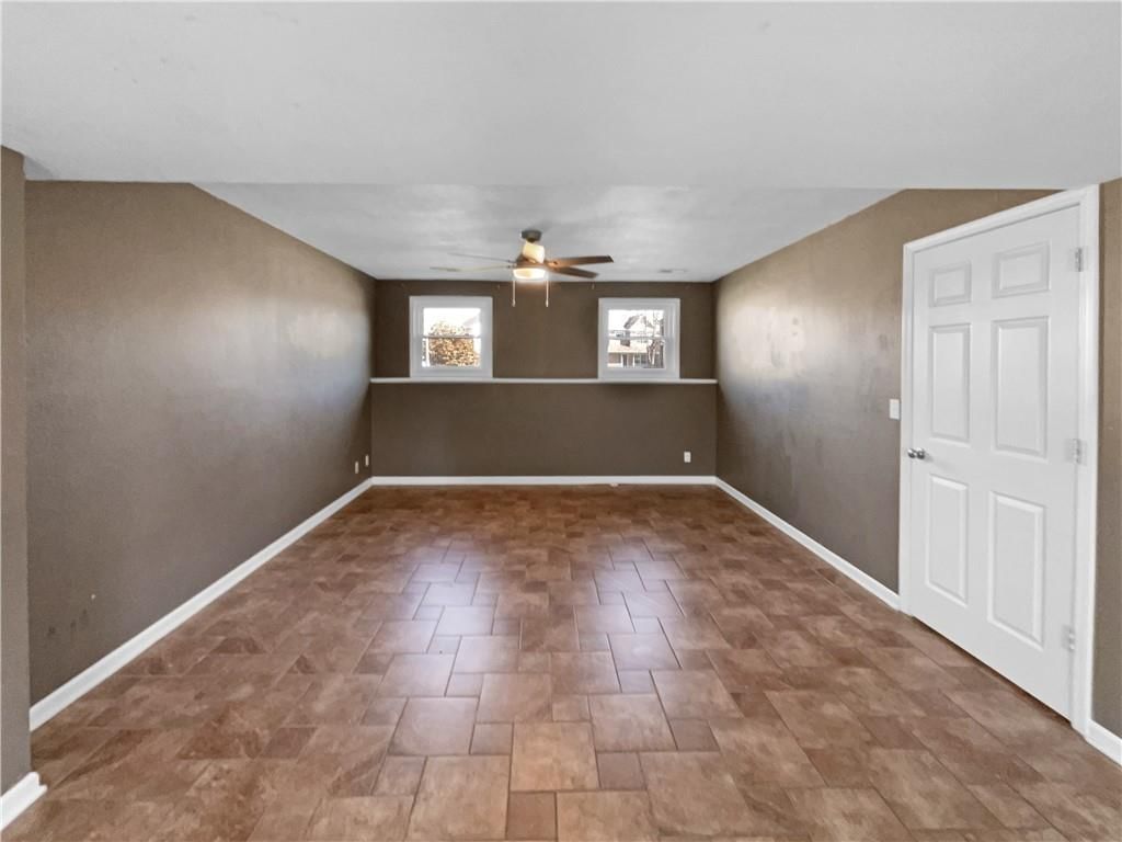 1015 Parkside Court — photo 20