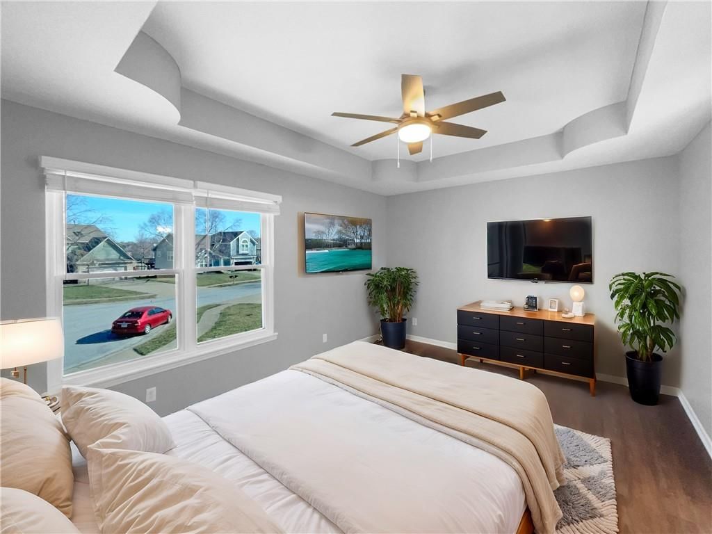 1015 Parkside Court — photo 4