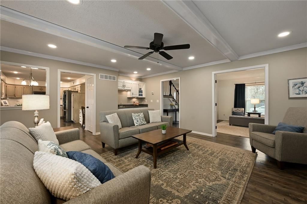 1021 SE Bridgehampton Way — photo 11