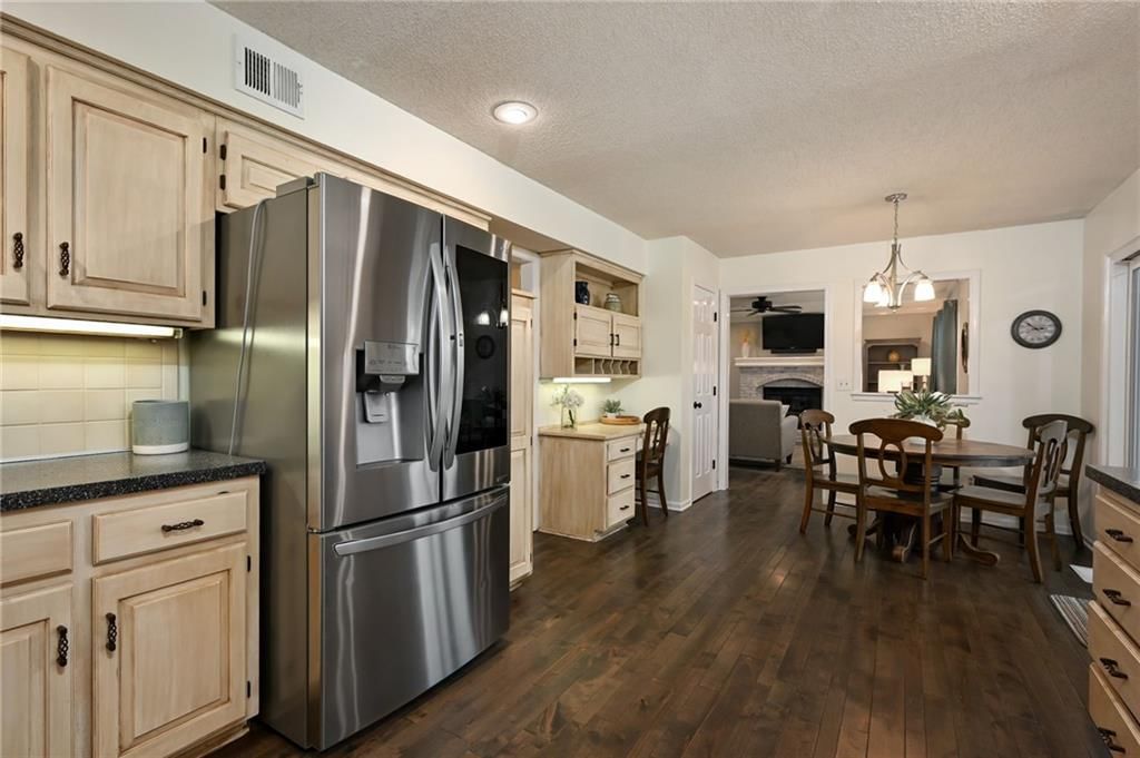 1021 SE Bridgehampton Way — photo 17