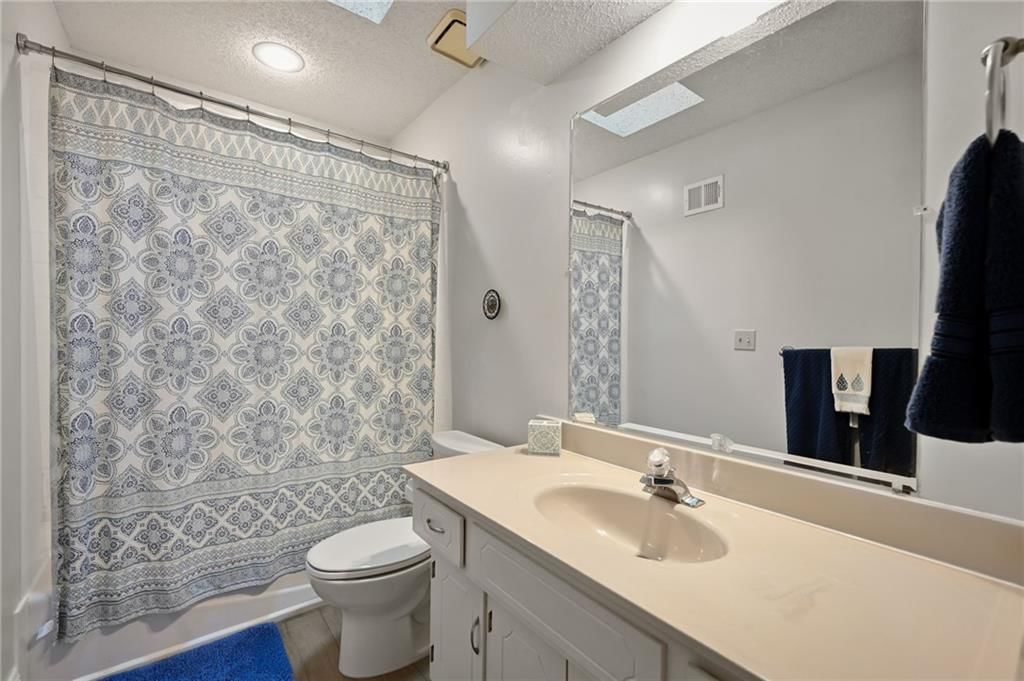 1021 SE Bridgehampton Way — photo 27