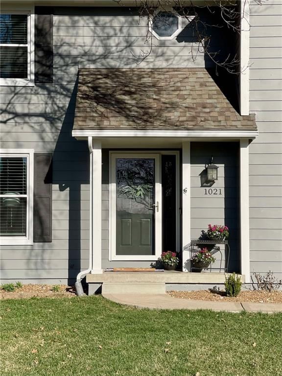 1021 SE Bridgehampton Way — photo 37