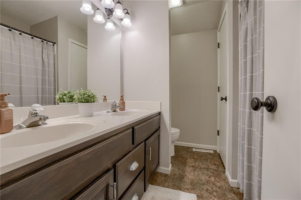 1913 SW Cherokee Strip N/A — photo 23