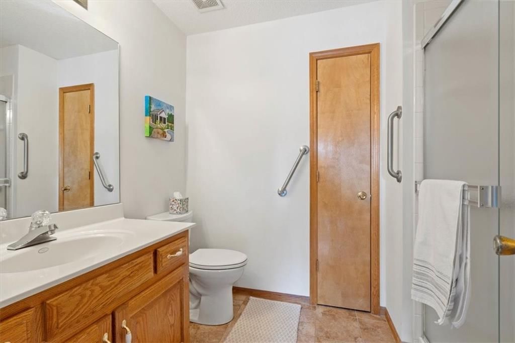 2904 Easton Street — photo 10