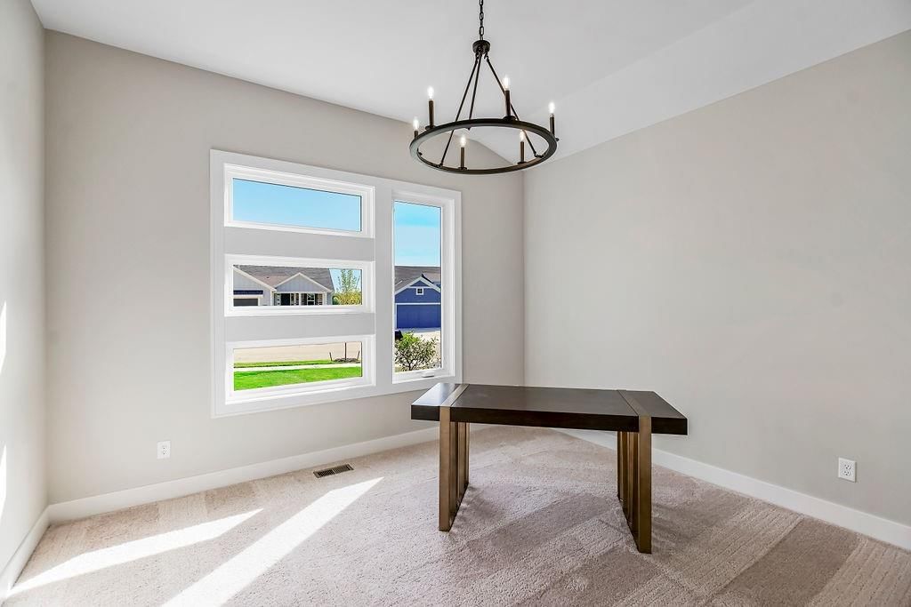 16976 S Bradley Drive — photo 4