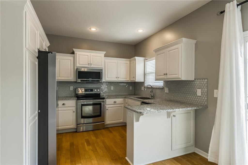 12713 Walker Avenue — photo 11