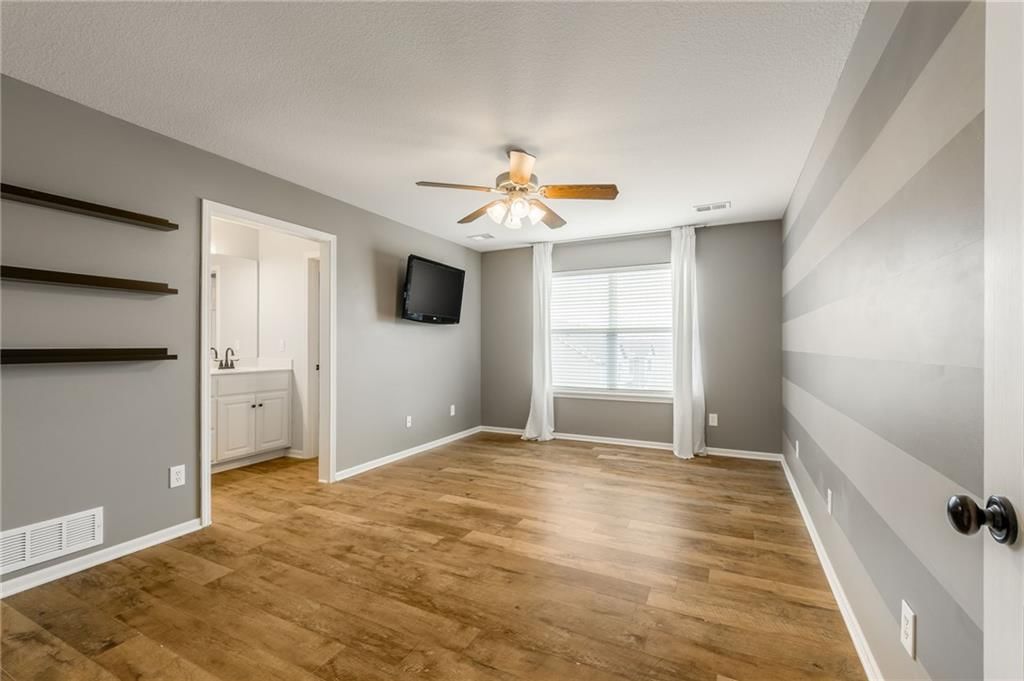 12713 Walker Avenue — photo 14