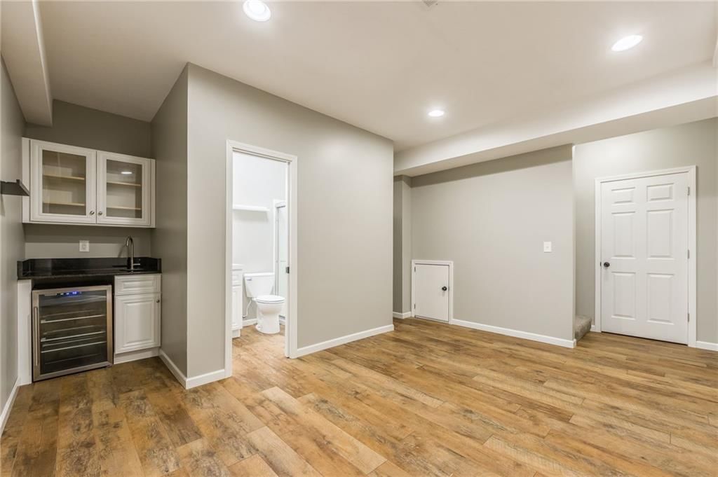 12713 Walker Avenue — photo 26