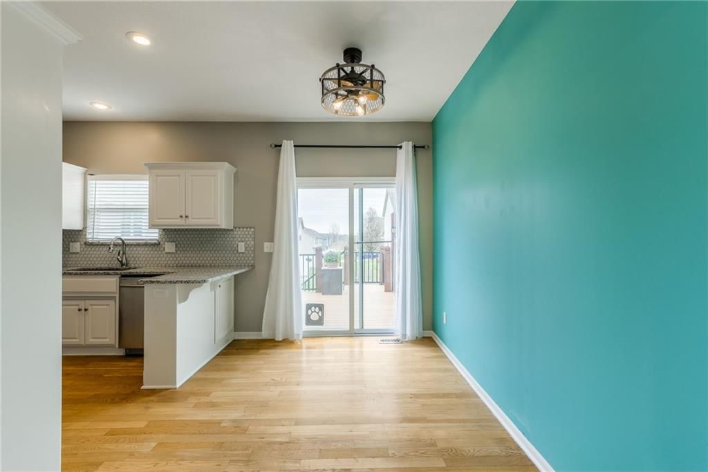 12713 Walker Avenue — photo 10