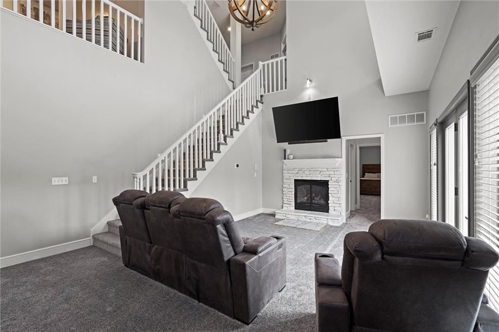 1018 Wildbriar Drive — photo 33