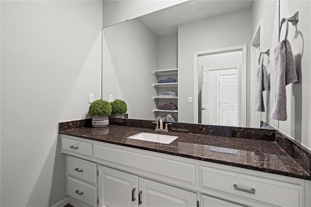 1018 Wildbriar Drive — photo 34