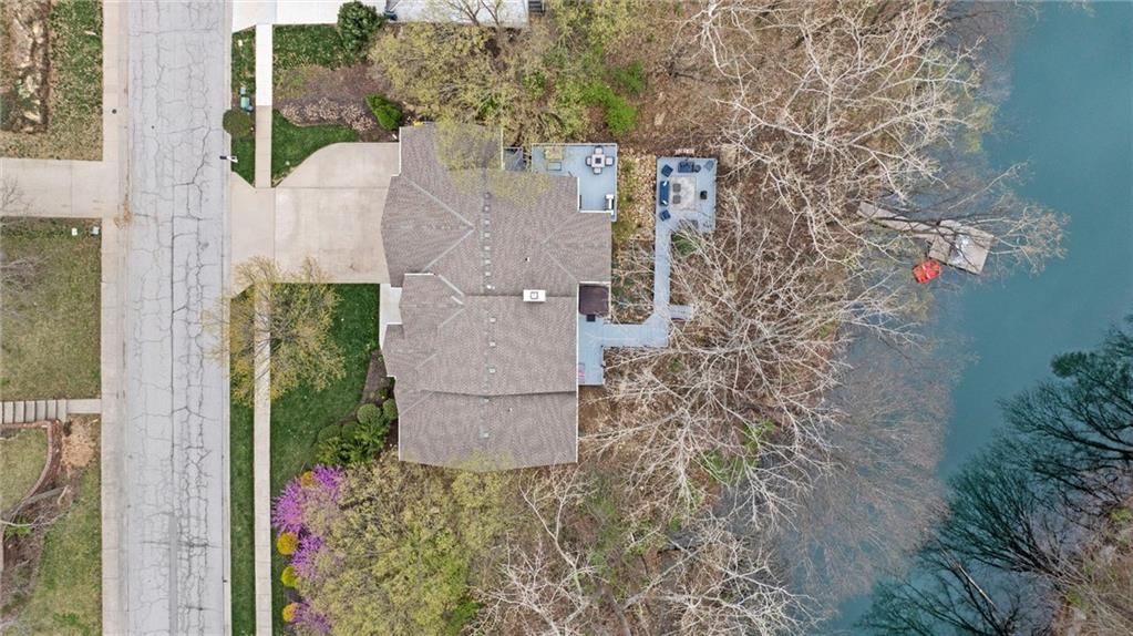 1018 Wildbriar Drive — photo 55