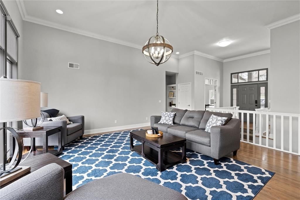1018 Wildbriar Drive — photo 8