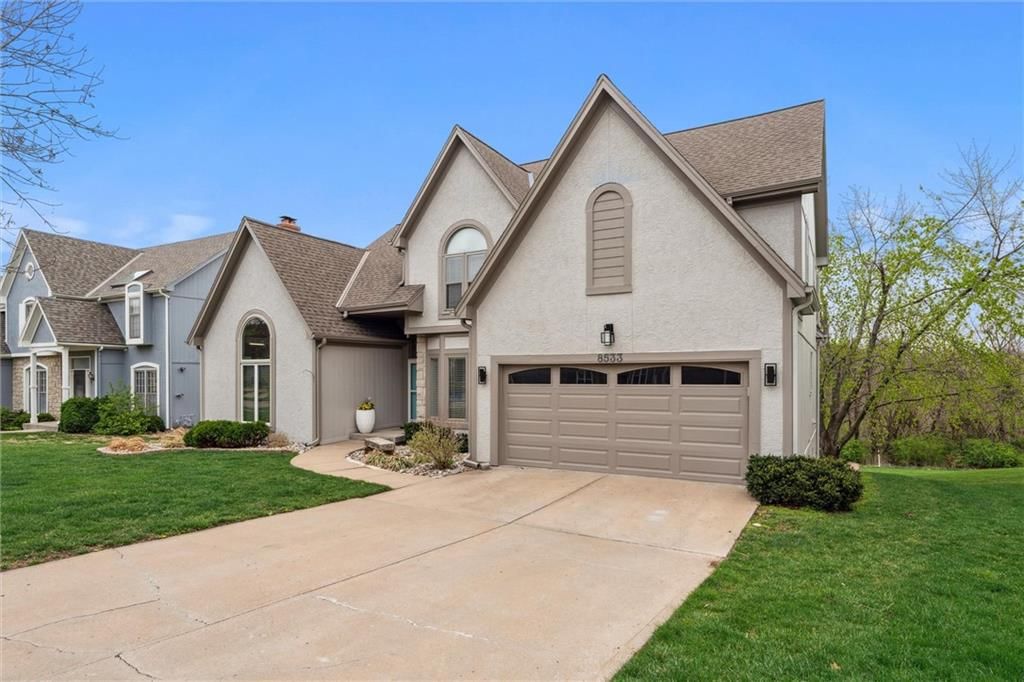 8533 Candlelight Lane — photo 4