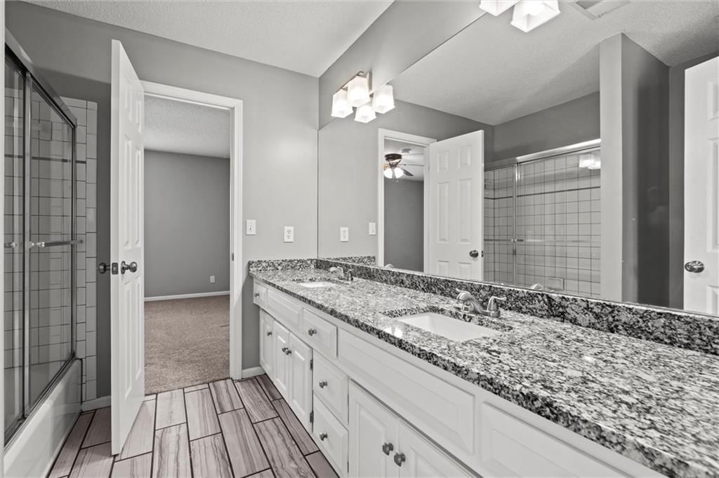 8533 Candlelight Lane — photo 36