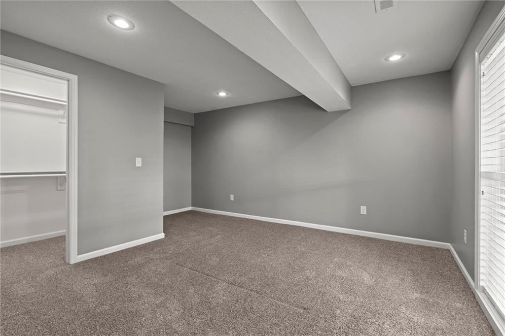 8533 Candlelight Lane — photo 39