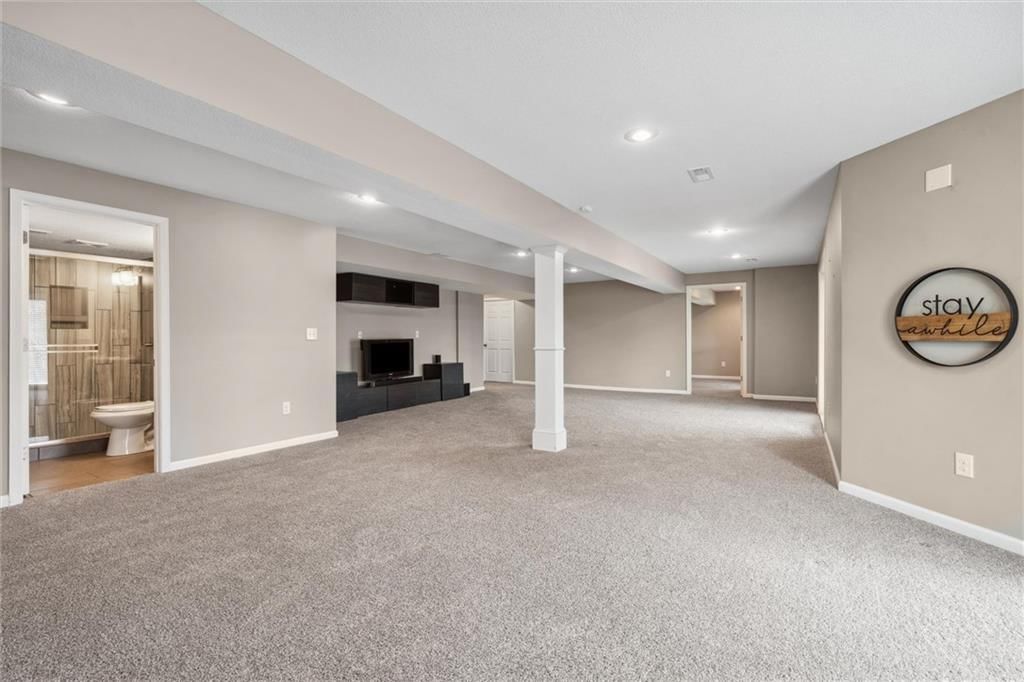 8533 Candlelight Lane — photo 43