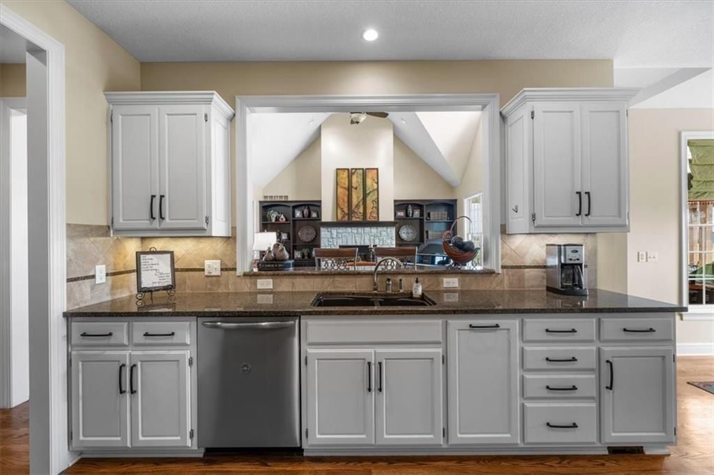 15701 Henry Andrews Drive — photo 13