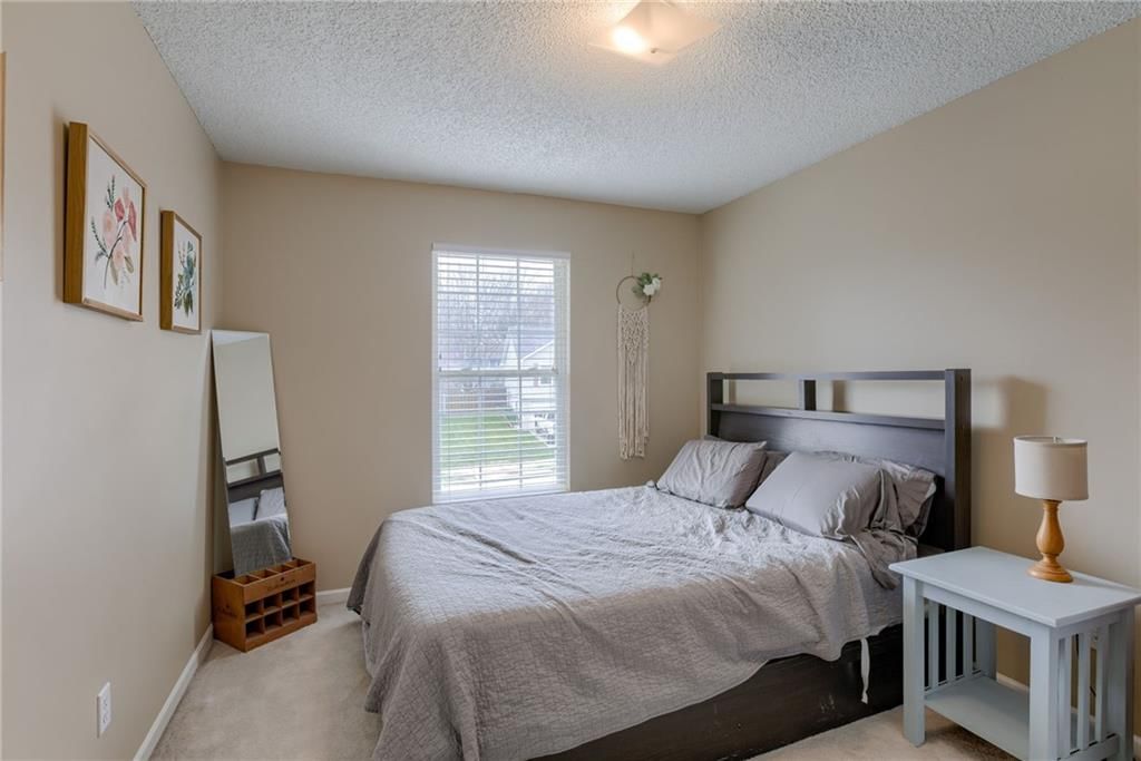 133 N Highland Drive — photo 25