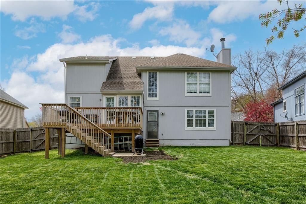 133 N Highland Drive — photo 32