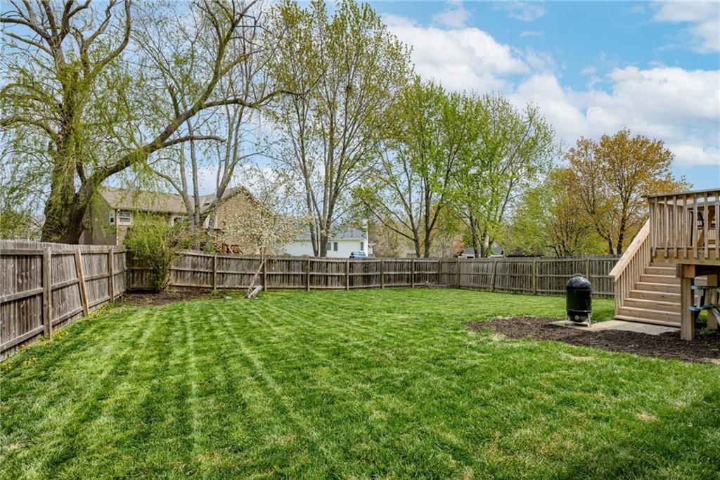 133 N Highland Drive — photo 34