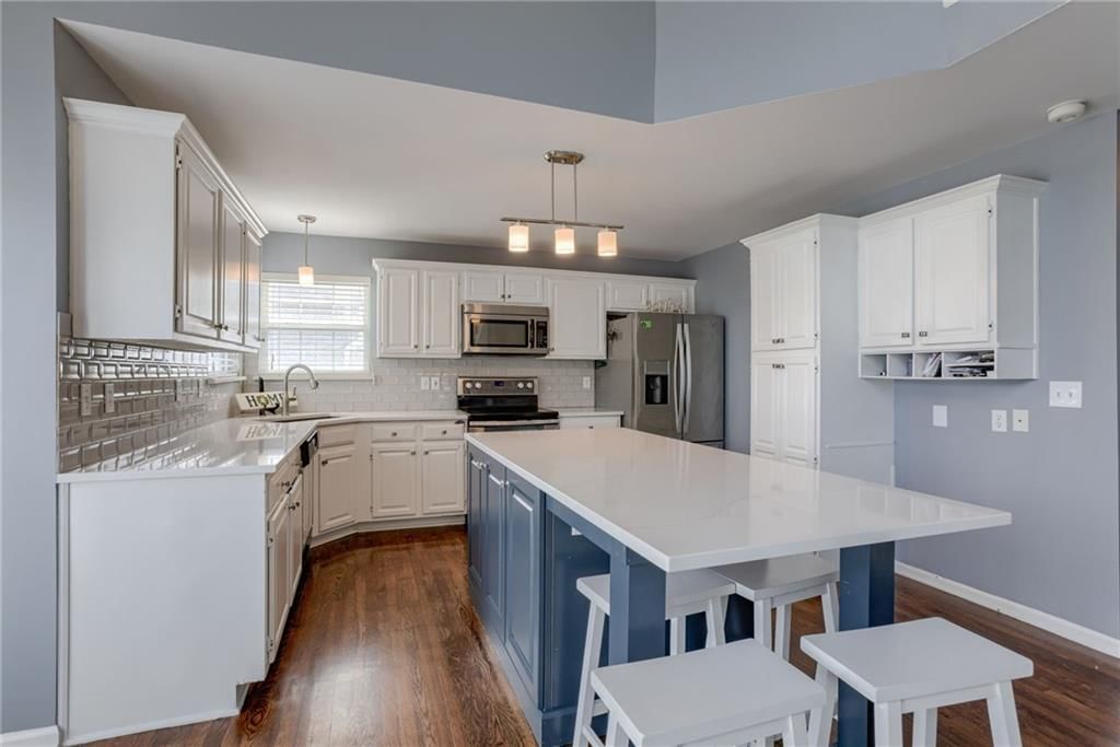 133 N Highland Drive — photo 8