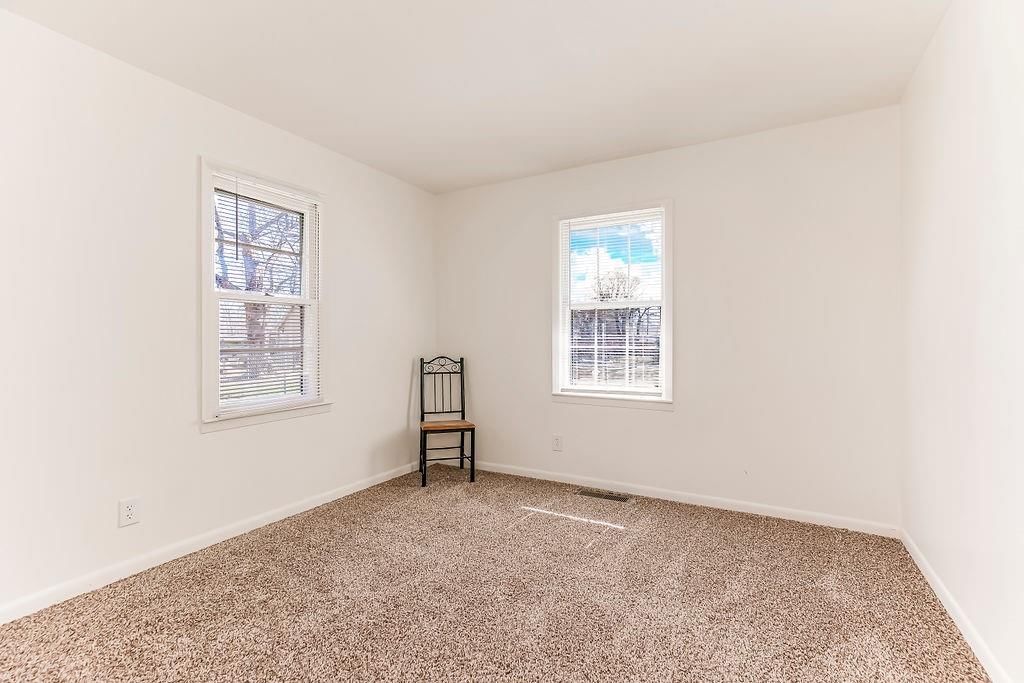 318 N Keeler Street — photo 19