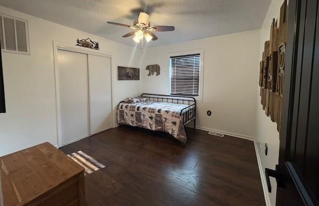 1000 E Walnut Street — photo 14