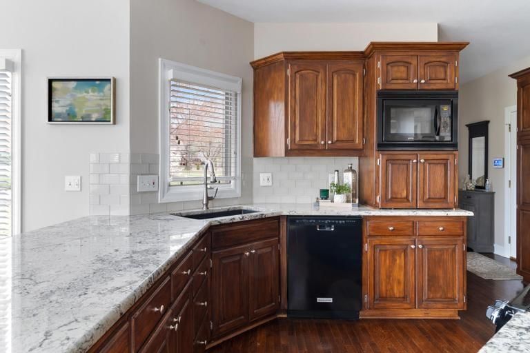 12234 Gillette Street — photo 13