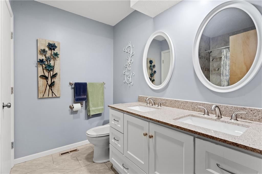 1115 NE Deerbrook Terrace — photo 24