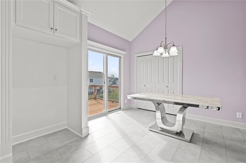 8910 SW 9th Terrace — photo 11