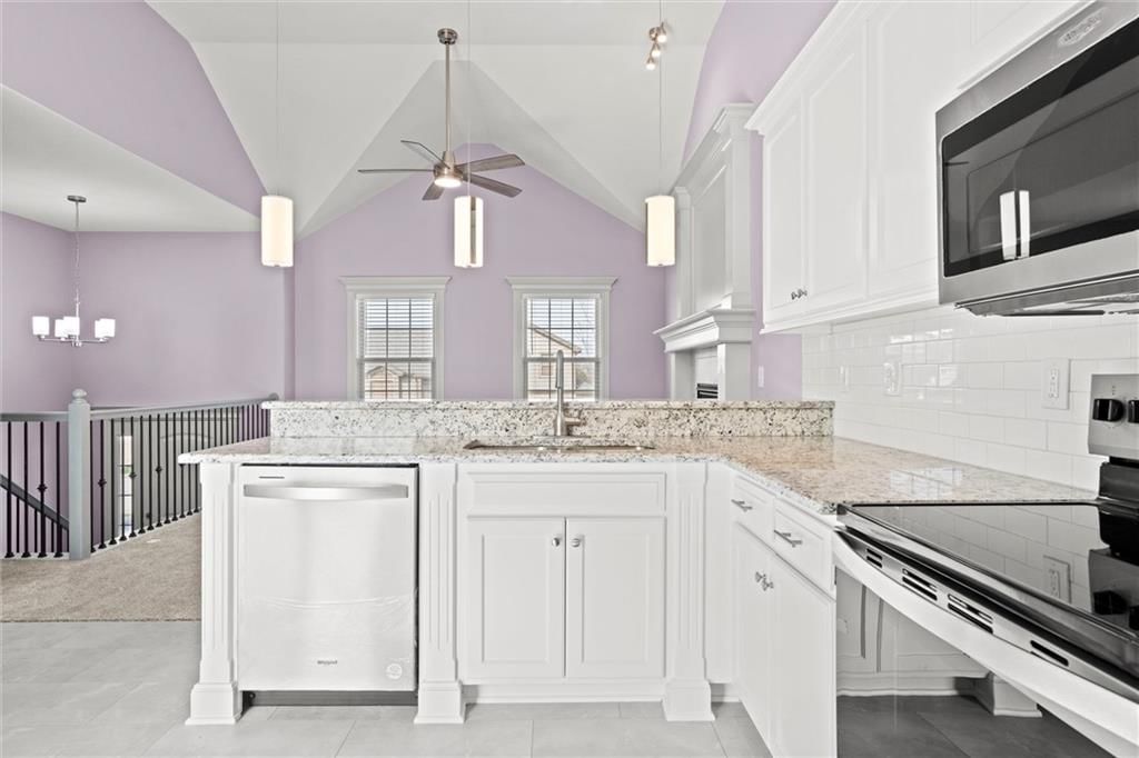 8910 SW 9th Terrace — photo 9