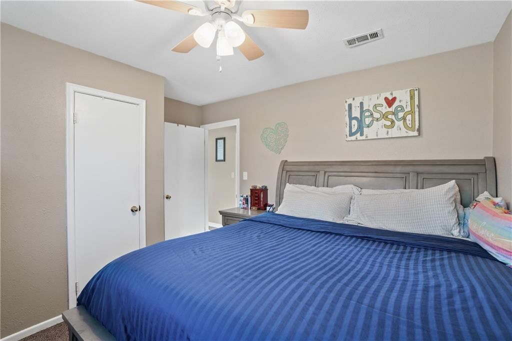 706 W Clay Street — photo 15