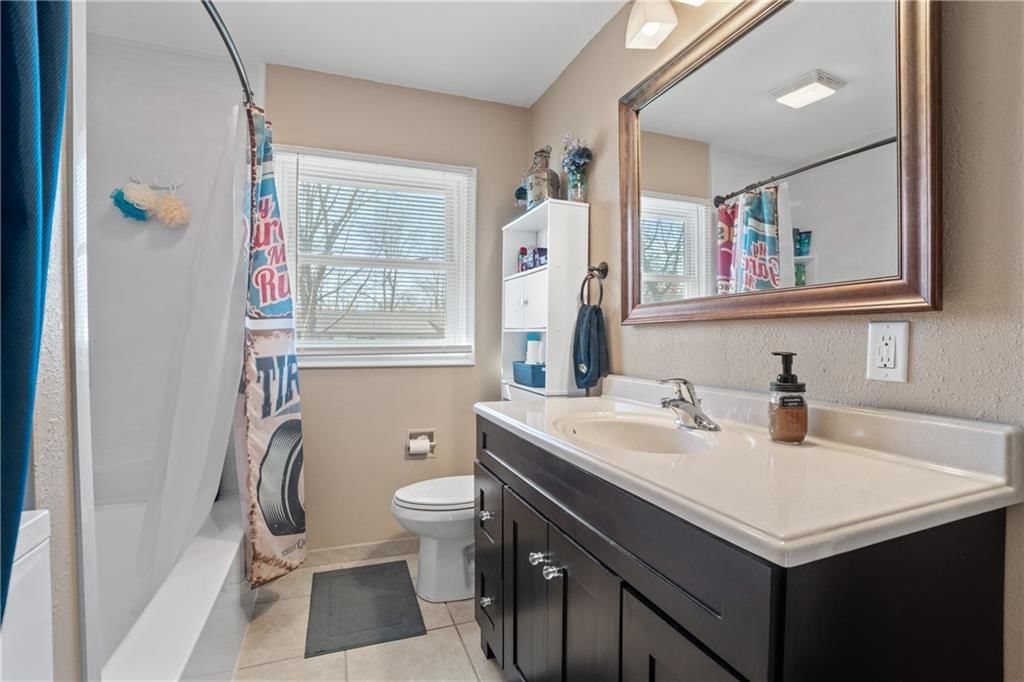 706 W Clay Street — photo 17
