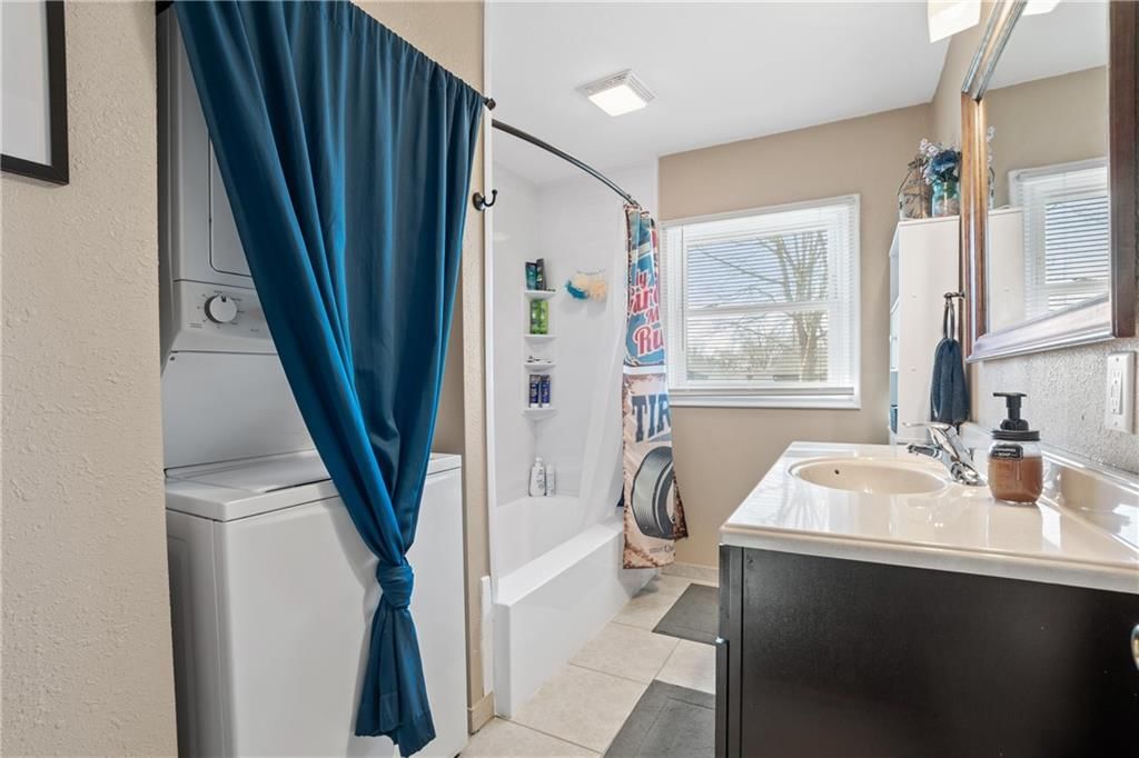 706 W Clay Street — photo 18