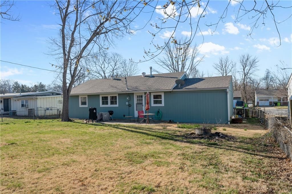 706 W Clay Street — photo 26